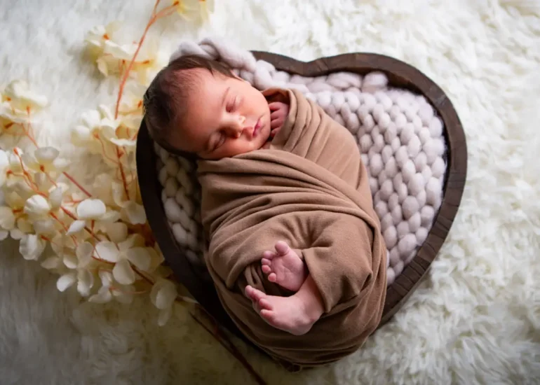 Fotografie di Claudia Reali - Fotoreali.it - Newborn - Thiago
